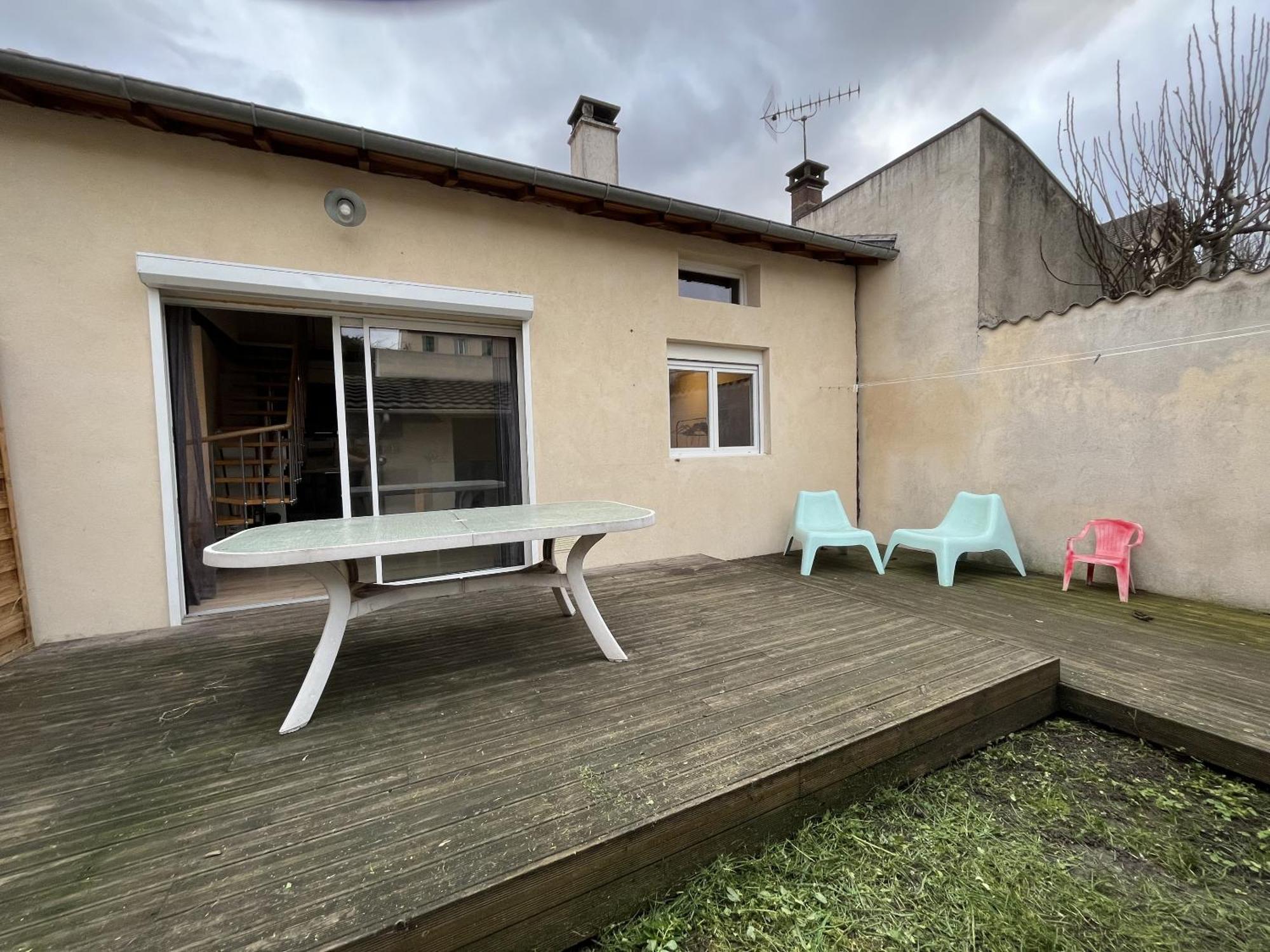 Chez Polo Vila Saint-Denis-en-Margeride Exterior foto